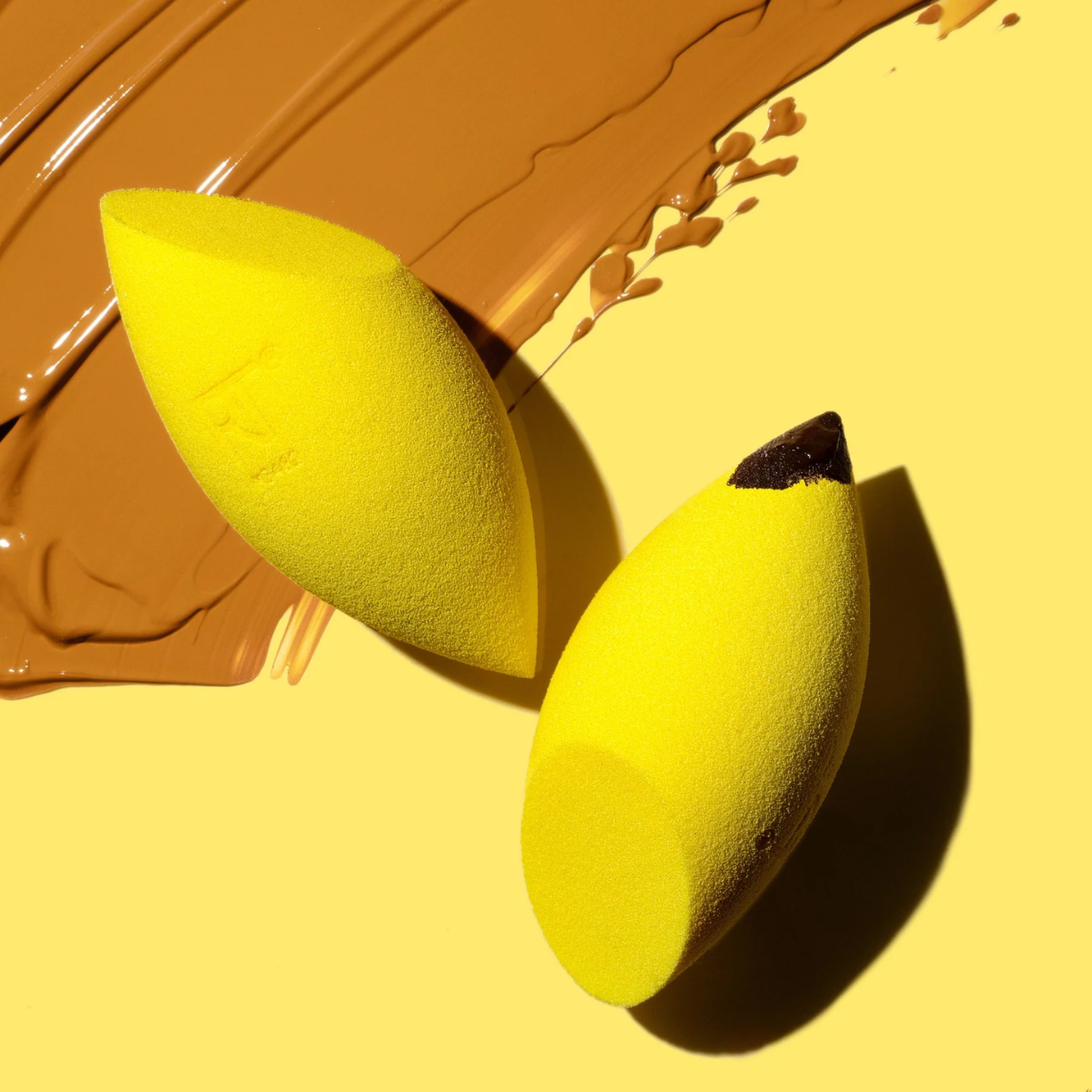 Bộ 2 Miếng Mút Che Khuyết Điểm RT Real Techniques Miracle Concealer Sponge Duo 0093